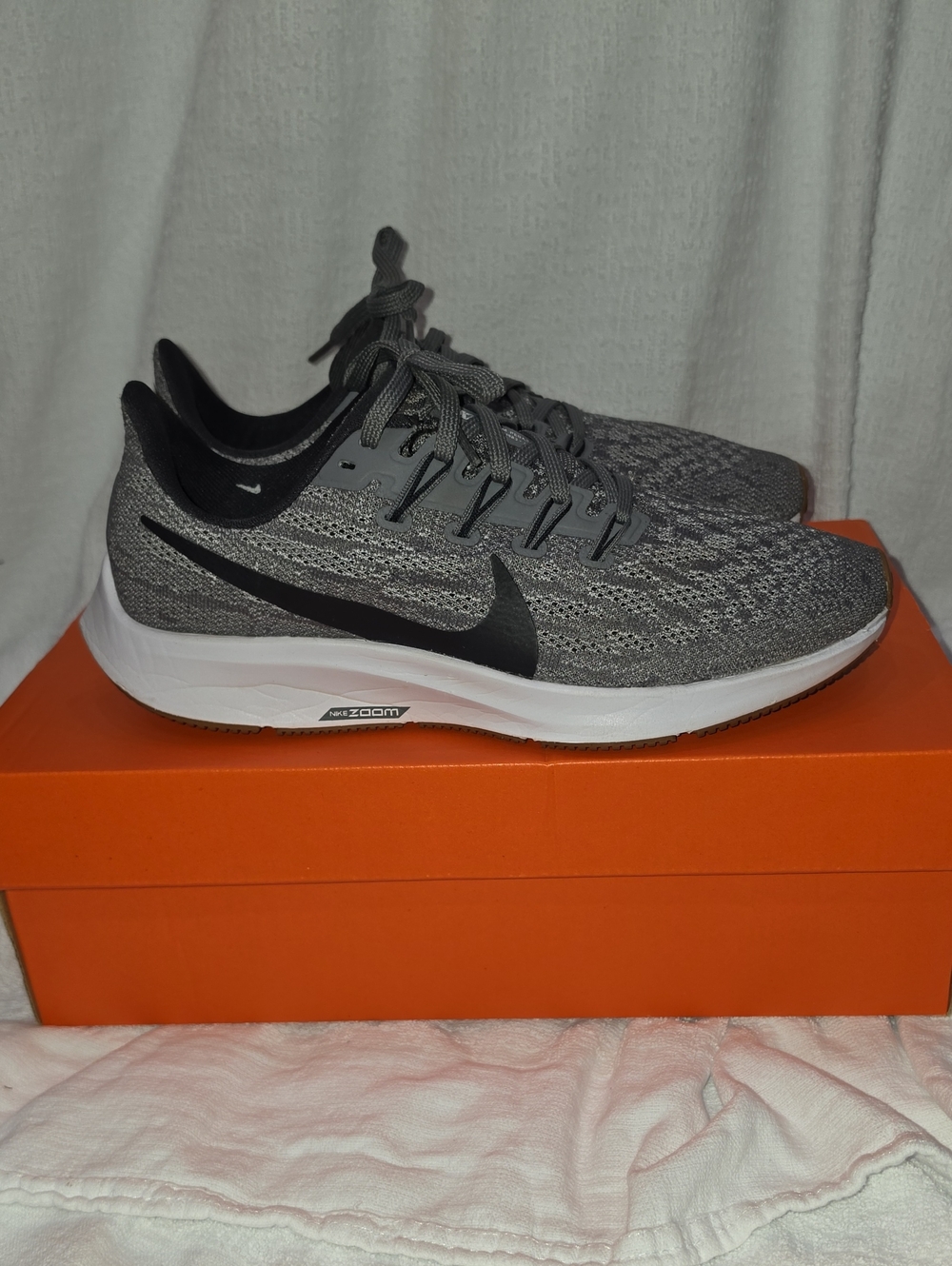 Nike Air Zoom Pegasus 36 Gunsmoke Oil Grey White Gum AQ2210 001 Size Womens 7.5